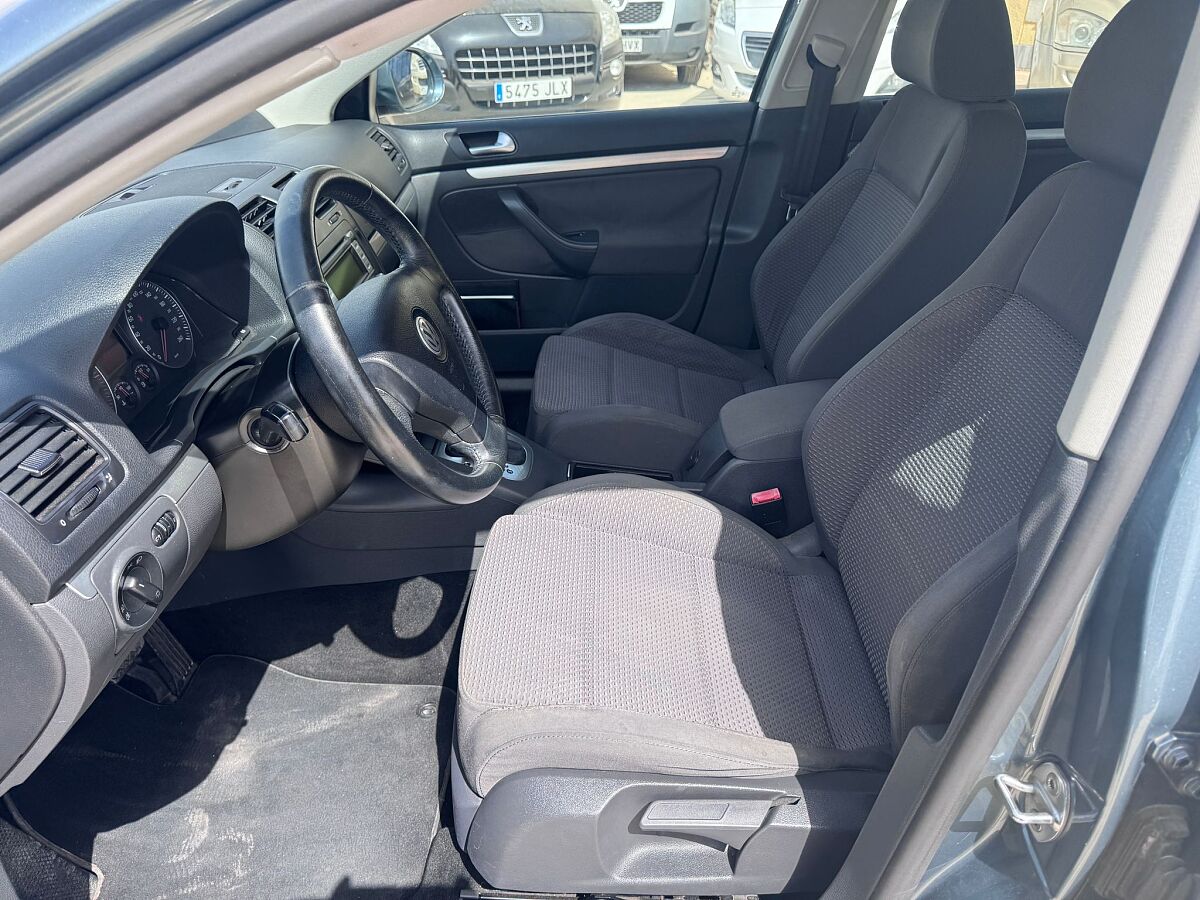 VOLKSWAGEN JETTA ADVANCE 1.9 TDI AUTO SPANISH LHD IN SPAIN ONLY 49000 MILES 2007